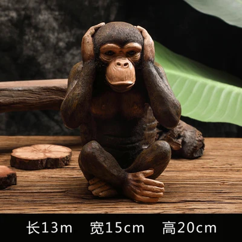 Nordic-Inspired Resin Gorilla Sculpture for Retro Cafe and Bar Decor - Unique Gift for Friends