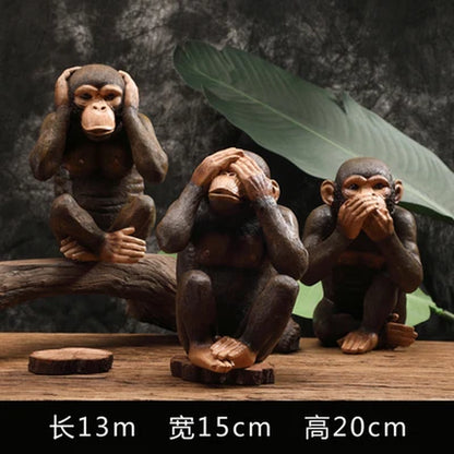 Nordic-Inspired Resin Gorilla Sculpture for Retro Cafe and Bar Decor - Unique Gift for Friends