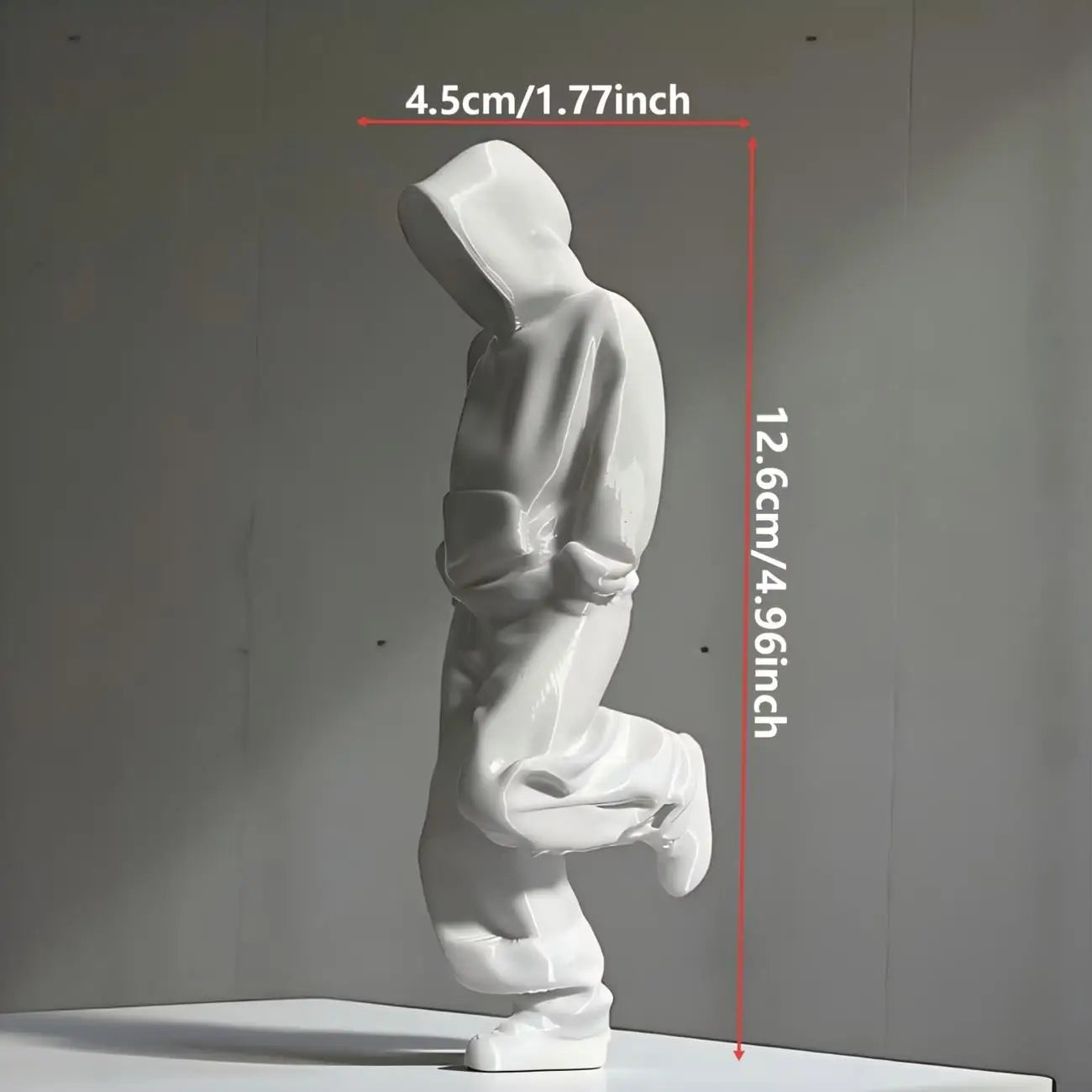 Faceless Thinker Model Set (1 or 2 Pieces) – Black & White Decorative Accent for Computer Desks and Hallway Displays
