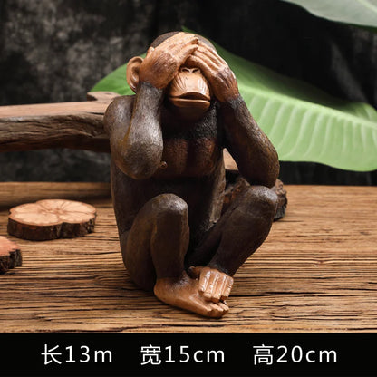 Nordic-Inspired Resin Gorilla Sculpture for Retro Cafe and Bar Decor - Unique Gift for Friends
